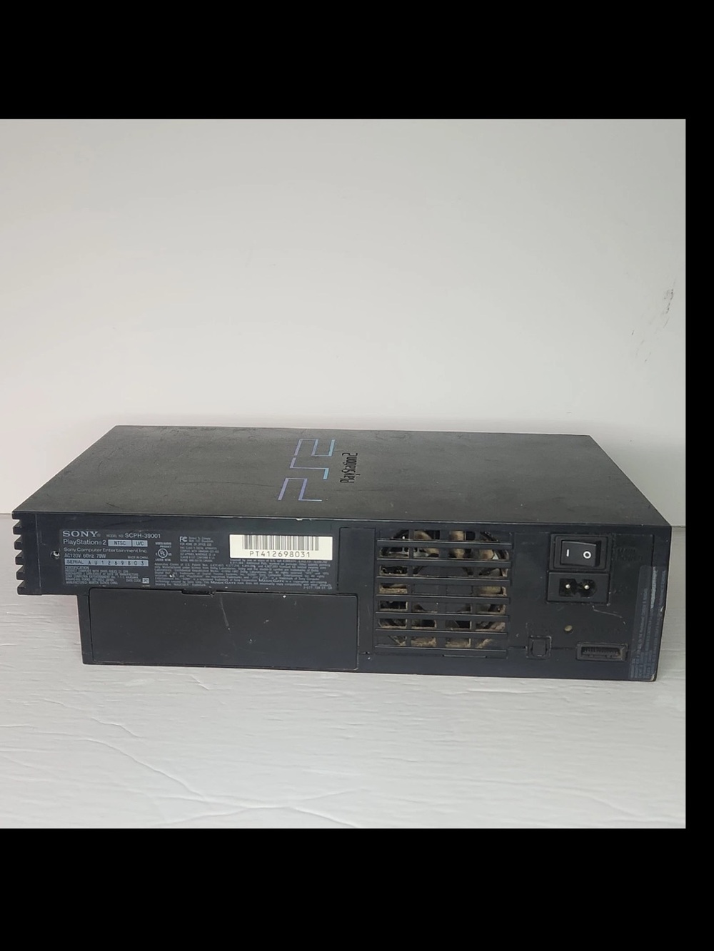 PlayStation 2 Fat Console Only PARTS AND REPAIR ONLY SEE Description Model 39001 - Picture 2 of 5